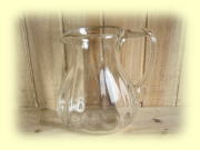 スイスミルクピッチャー